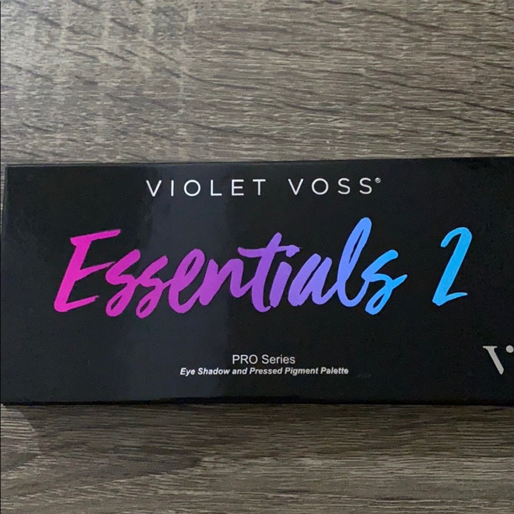 Violet Voss Essentials 2 Eye Shadow Palette